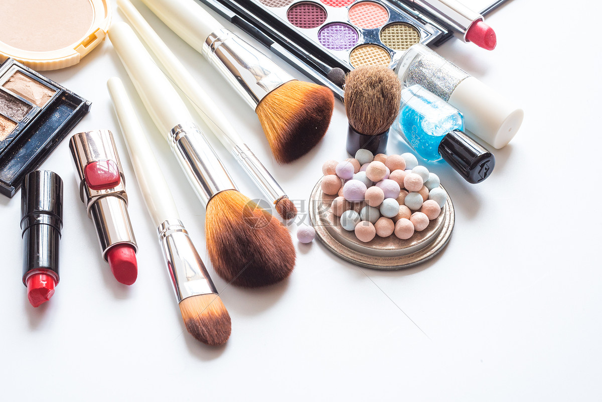 镜头下的百千万！在珠海看插秧机“绣”出万亩绿裳